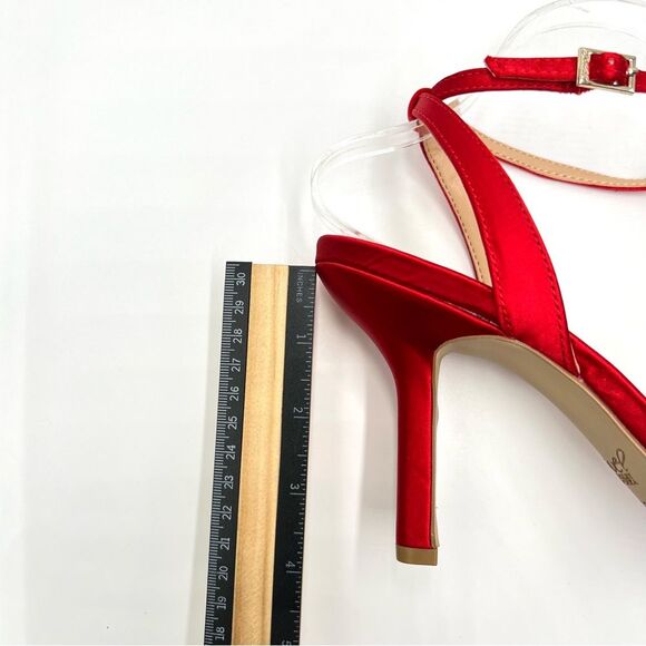 Jewel Badgley Mischka Size 10 Ojai Jeweled Red Satin Heels Dress Sandals Shoes - Picture 14 of 14
